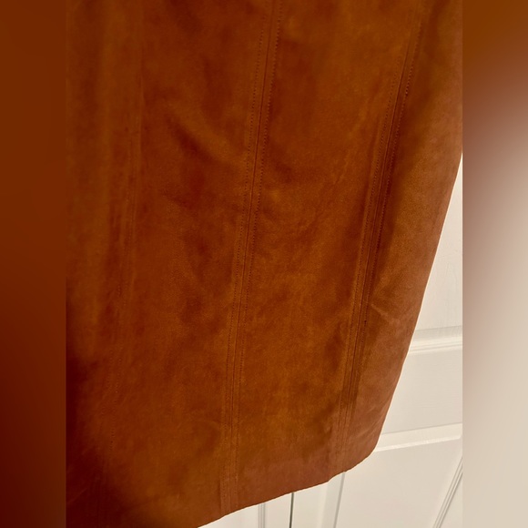 Banana Republic - Suede dress - Size 8 - Picture 5 of 6